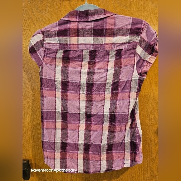 Eddie Bauer XSmall Button Down Purple Shirt - Picture 3 of 6